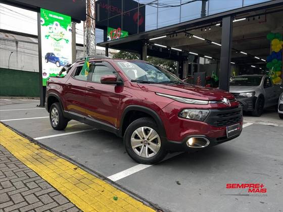 FIAT TORO 1.8 16V EVO FLEX FREEDOM AT6 FIAT TORO 1.8 16V EVO FLEX FREEDOM AT6